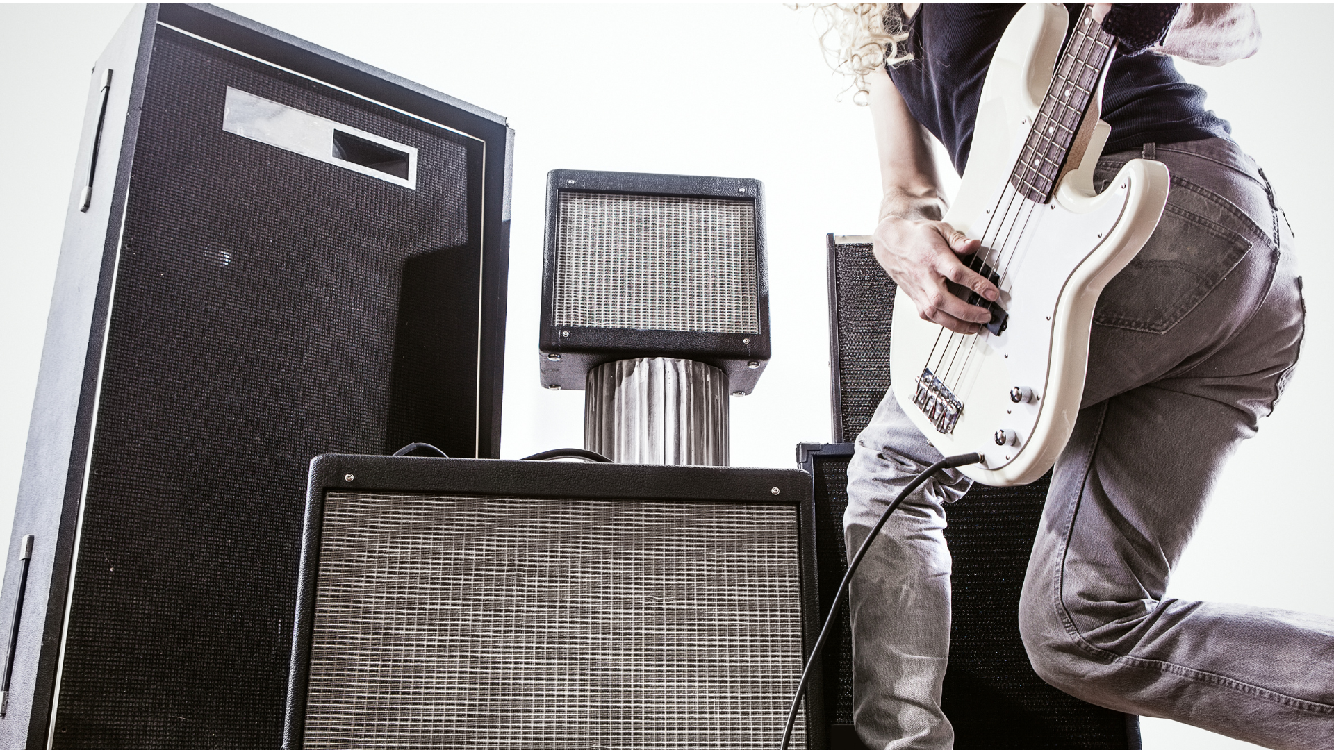 Best bass guitar amp bundles