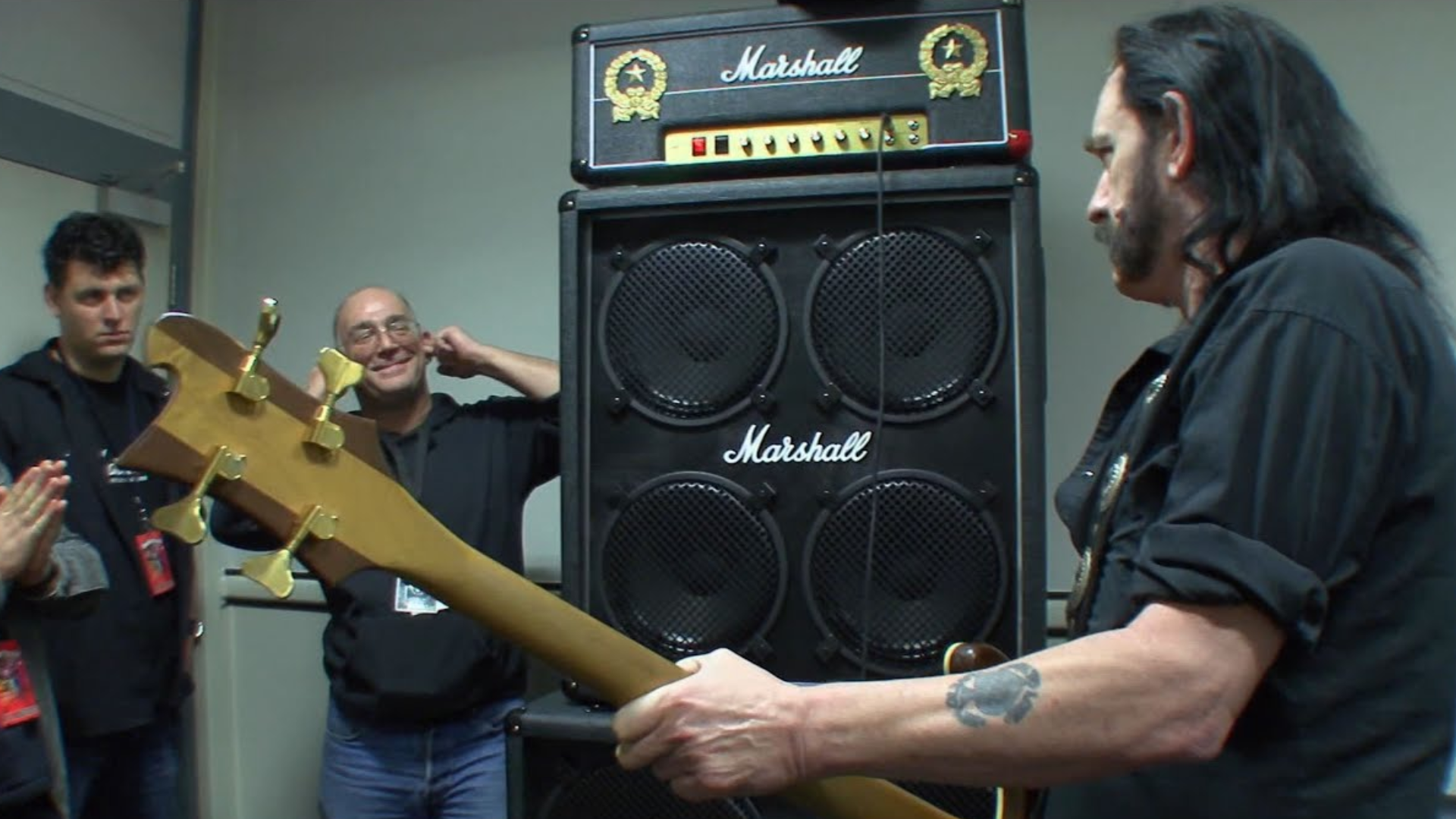 Lemmy testing out a Marshall amplifier